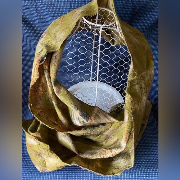 Scarf - Designer Kooloo Hand-woven NWOT 🧣 - Picture 2 of 5